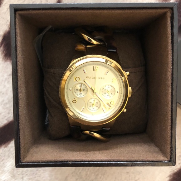 **Michael Kors Multifunction Watch** - Picture 2 of 11